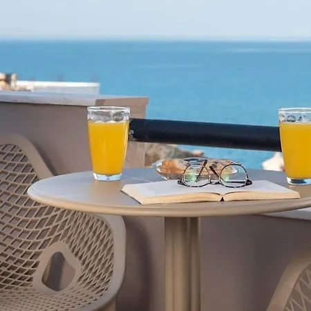 Mirma Luxury Apartment