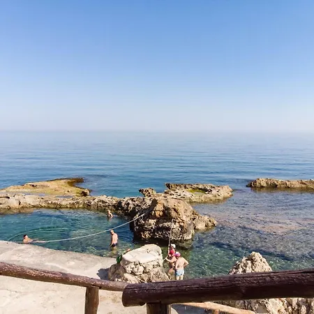 Mirma Luxury * Hriszí Aktí Haniá